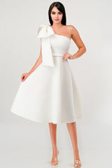 D95287 - Venis Boutique